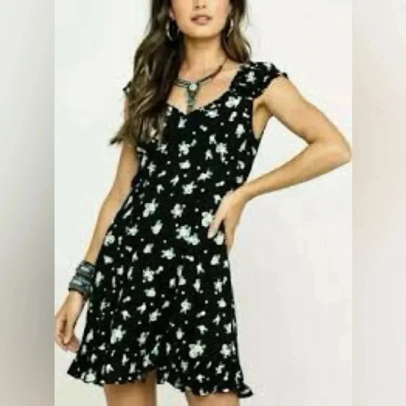 FREE PEOPLE NWT LIKE A LADY RUFFLE DRESS SIZE SMALL - Picture 1 of 11